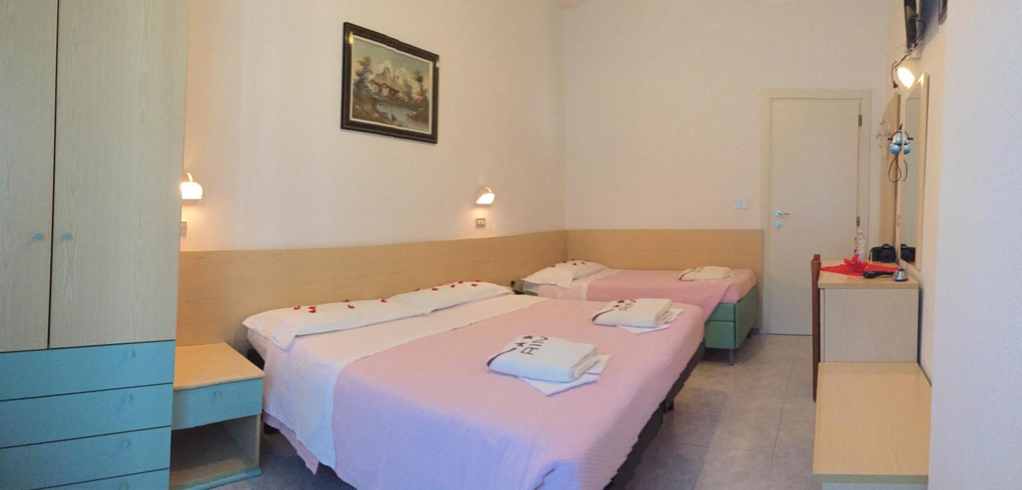 Hotel Peonia Rimini Camera foto